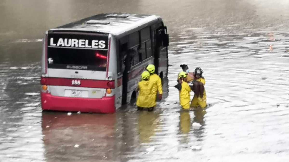 Emergencias por lluvias en Medellín.