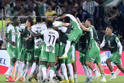 MEDELLIN, COLOMBIA - AUGUST 03: Maximiliano Cantera (C) of Atletico Nacional celebrates with teammates after scoring the team's third goal during a Copa CONMEBOL Libertadores 2023 round of sixteen first leg match between Atletico Nacional and Racing Club at Estadio Atanasio Girardot on August 03, 2023 in Medellin, Colombia. (Photo by Gabriel Aponte/Getty Images)
