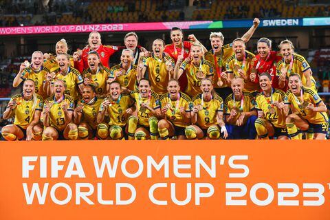Las suecas vencieron 2-0 a las coanfitrionas y se quedaron con el tercer puesto del mundial femenino.