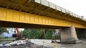 El paso por el puente de Barragán en Caicedonia continuará habilitado.