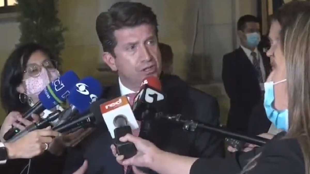 Diego Molano, ministro de Defensa, tras el encuentro sostenido este lunes.