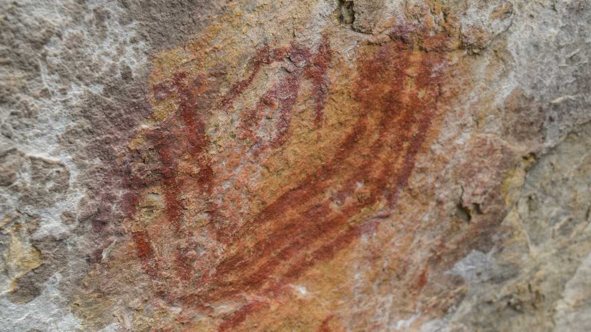 En 2014 se realizó un inventario de piedras pintadas con arte rupestres. Se identificaron 81 rocas con diseños geométricos, zoomorfos y algunos antropomorfos que indican la presencia de asentamientos indígenas - Ronald Mauricio Pinzón Prada - Prensa Sutatausa
