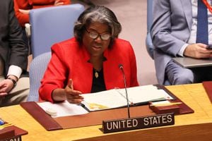 Linda Thomas-Greenfield es la embajadora estadounidense ante el Consejo de Seguridad de la ONU. (Photo by Michael M. Santiago / GETTY IMAGES NORTH AMERICA / Getty Images via AFP)