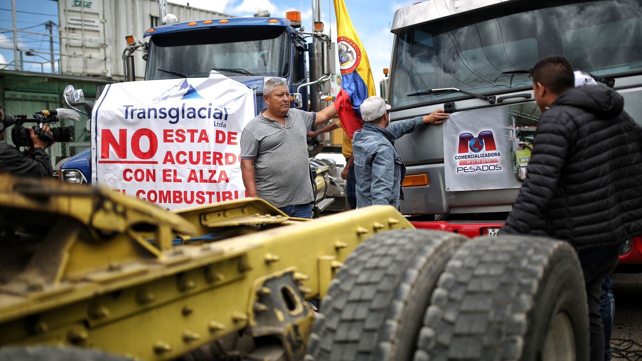 Protestas al gobierno de Gustavo Petro por el incremento en los precios de combustibles