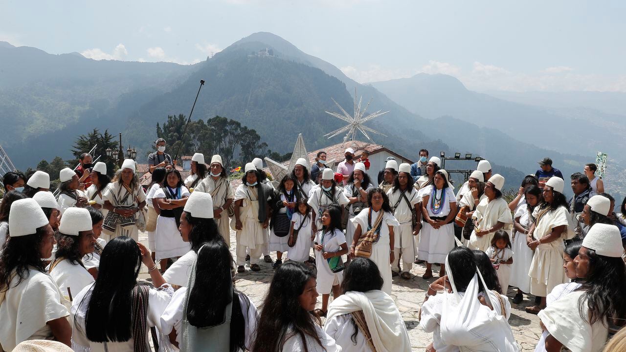 Indigenas Arhuacos en el Cerro de Monserrate
