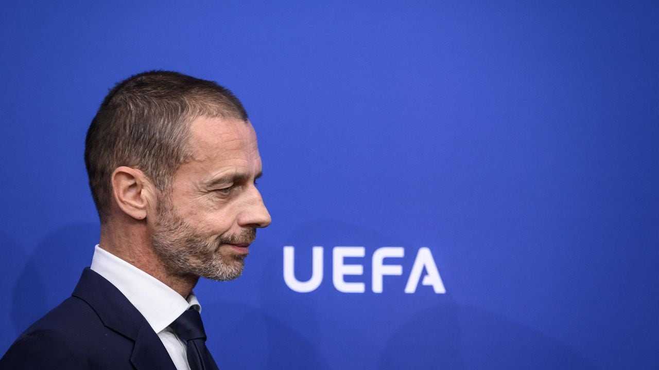 UEFA President Aleksander Ceferin arrives to address a press conference following an UEFA executive meeting on April 7, 2022 in Nyon, as UEFA is expected to adopt an overhaul of the Financial Fair Play (FFP) system introduced in 2010 to stop clubs piling up debts in their pursuit of trophies. (Photo by Fabrice COFFRINI / AFP)