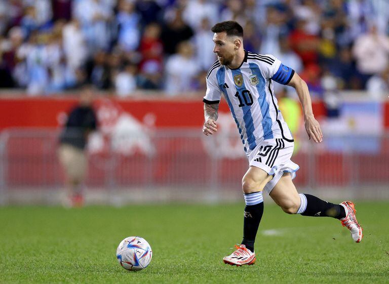 Lionel Messi (35 años) ha participado en los Mundiales de 2006, 2010, 2014 y 2018. Allí jugó 19 partidos y anotó 6 goles.