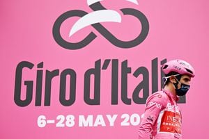Geraint Thomas sobrevive como líder del Giro de Italia 2023