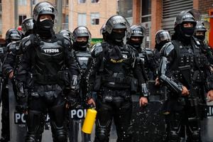 Comando de Policia ESMAD Policia Nacional en BogotaMayo 26 del 2021Foto Guillermo Torres Reina / Semana