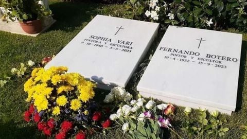 Fernando Botero ahora descansa eternamente al lado de su esposa, Sophia Vari.