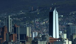 Alkomprar tiene oportunidades laborales en Medellín