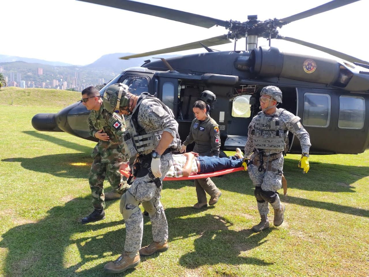 Allí, fue desplazado un helicóptero Ángel, desde la base del comando en Rionegro.