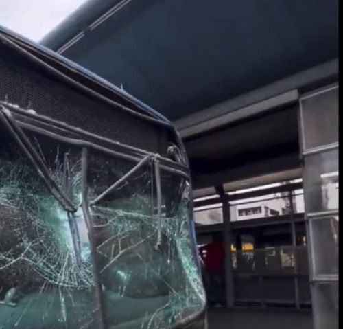 Accidente entre dos buses del MIO en Cali.