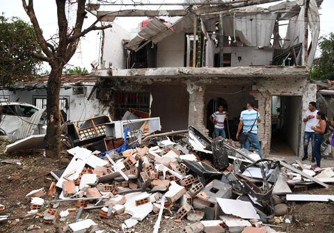 Seis familias quedaron prácticamente sin vivienda después de que explotara el carrobomba en Potrerito, corregimiento de Jamundí.
Foto: Cortesía  de la Gobernación del Valle para El País.