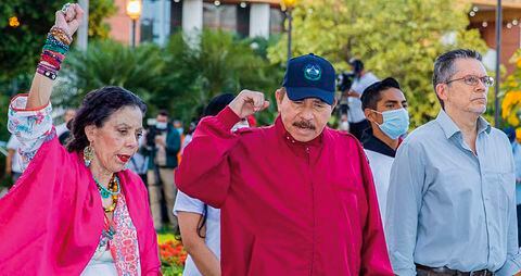 El presidente de Nicaragua, Daniel Ortega, y su esposa, la vicepresidenta Rosario Murillo, se pronunciaron públicamente tras la detención de 19 opositores. Una sucia estrategia para ganar las próximas elecciones presidenciales.