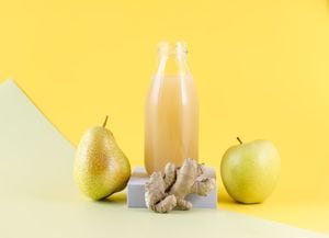 El jugo de pera y jengibre puede ayudar a reducir los niveles de colesterol en la sangre.
