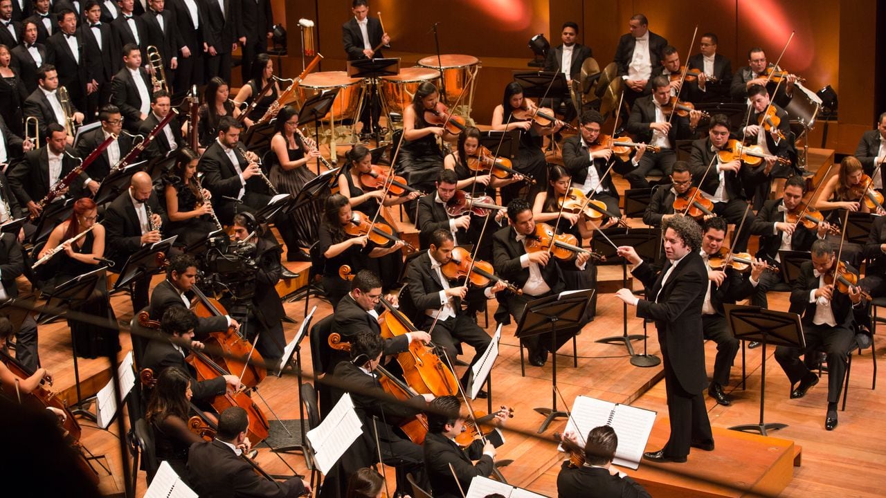 La ‘Sinfonía n.° 9 en re mayor’ de Gustav Mahler, dirigida por Gustavo Dudamel e interpretada por la Orquesta Sinfónica Simón Bolívar.