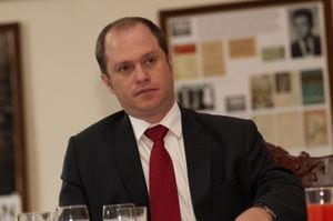 Héctor Olimpo Espinosa, nuevo viceministro del Interior
