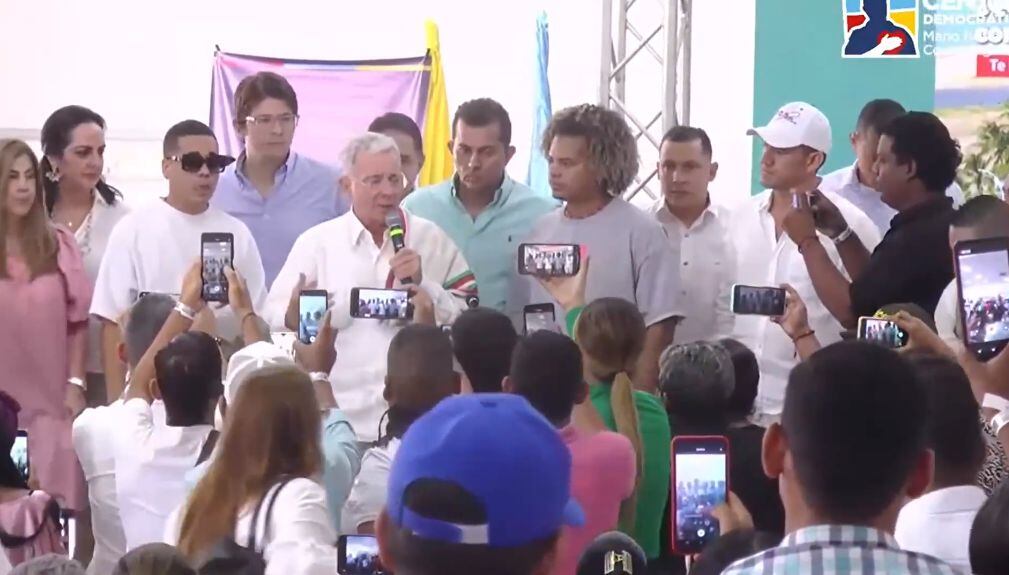 El expresidente Álvaro Uribe lanzó un SOS sobre la reforma a la salud.