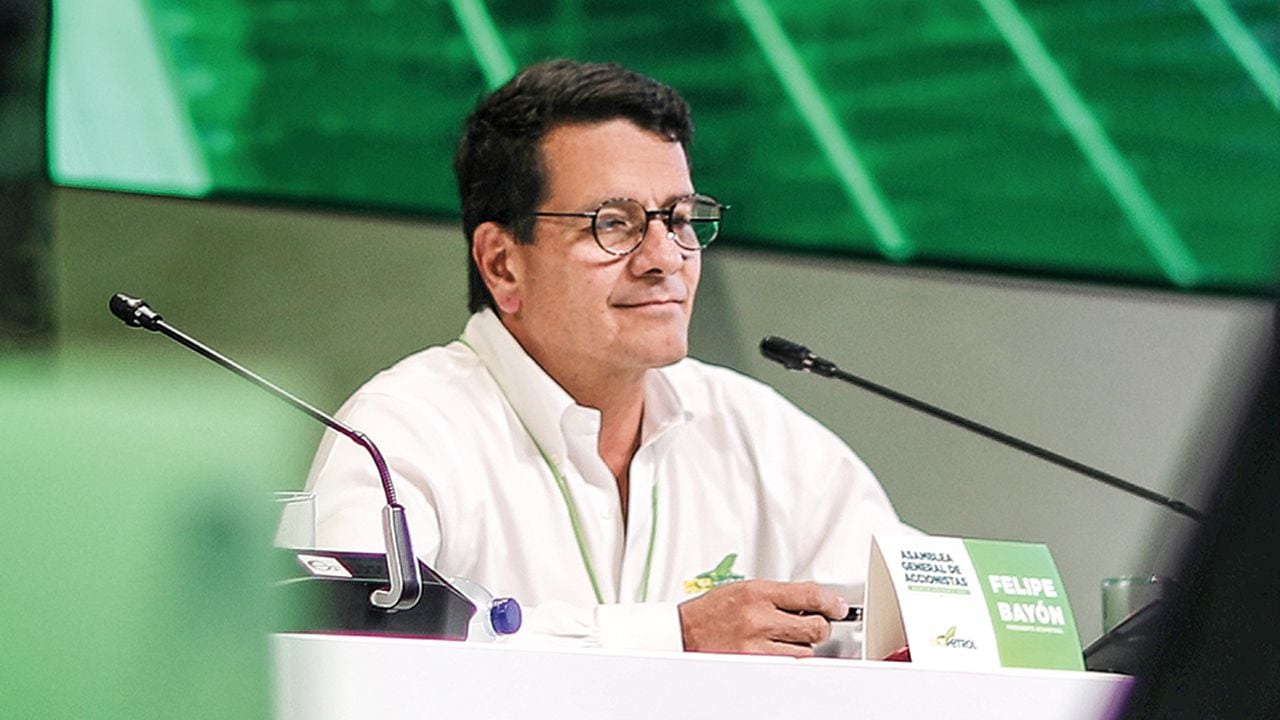    Ante las averiguaciones que adelanta la SIC, Felipe Bayón, presidente saliente de la empresa, dijo en la asamblea ordinaria: “Ecopetrol ha actuado de cara al país”.