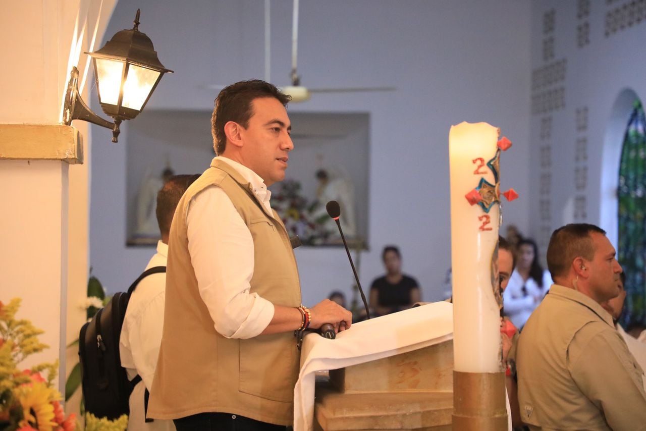 Alexander Vega Rocha, registrador nacional, viajó al municipio de Gamarra.