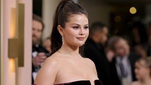 Selena Gómez en los Golden Globes Awards.
