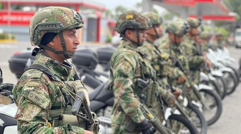 Ejército Nacional patrulla el Bajo Cauca antioqueño en medio del paro de mineros.