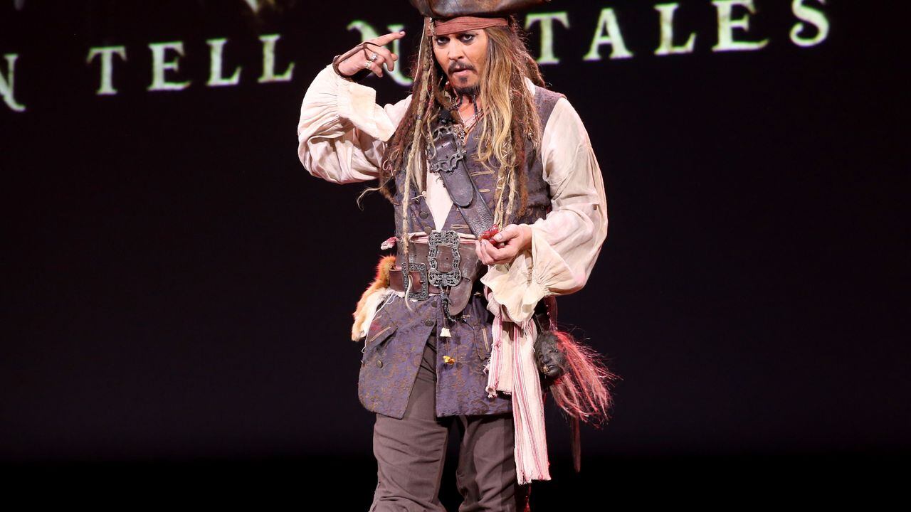 valores gris Implementar Estados Unidos: se dispara venta de disfraz de Jack Sparrow tras juicio de Johnny  Depp