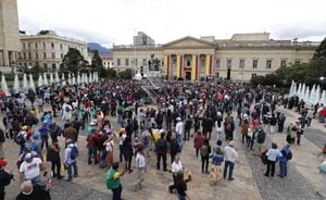 Plaza de armas, marchas convocadas por el Gobierno de Gustavo Petro 14 de febrero
