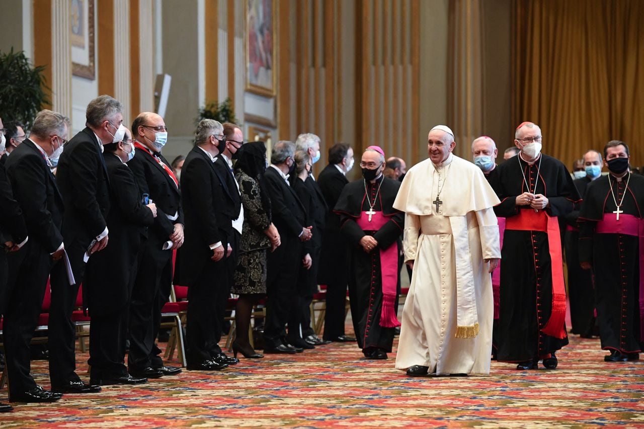El Vaticano confirma reunión del papa con el gran ayatolá chiita Alí Sistani en Irak