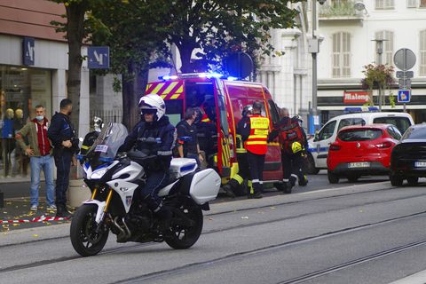 Tres muertos y varios heridos por ataque con cuchillo en Niza, Francia