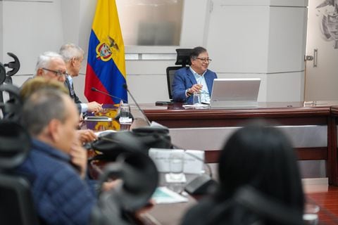 Presidente Gustavo Petro reunión con el Fomag