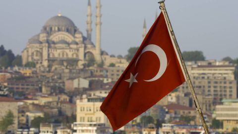 Para postularse es necesario tener un dominio entre intermedio y superior de inglés. -Imagen referencia bandera de Turquía.