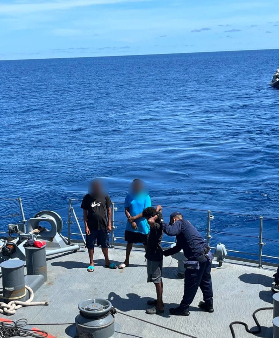 Armada de Colombia incauta 159 kilogramos de langosta en operativo contra pesca ilegal