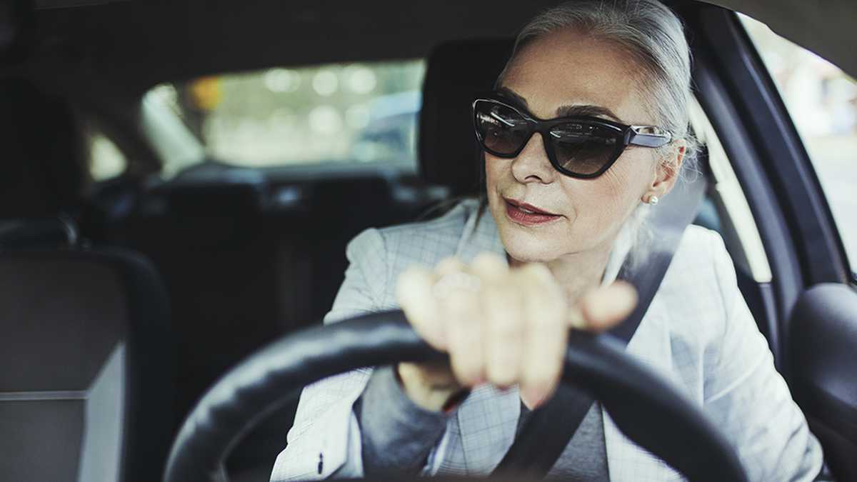 Según el estudio de la Universidad de Washington en St. Louis, el deterioro de habilidades complejas como conducir podría servir para detectar demencia y otros padecimientos cognitivos antes de tiempo.