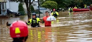 Al menos 21 muertos y 45 desaparecidos por una inundación en Tennesse, EE.UU.