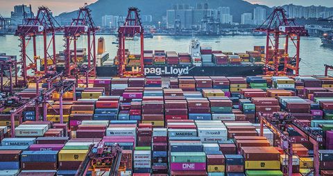 La crisis de los contenedores en Asia ha traído efectos perjudiciales en el mundo, donde hay escasez de bienes de todo tipo.