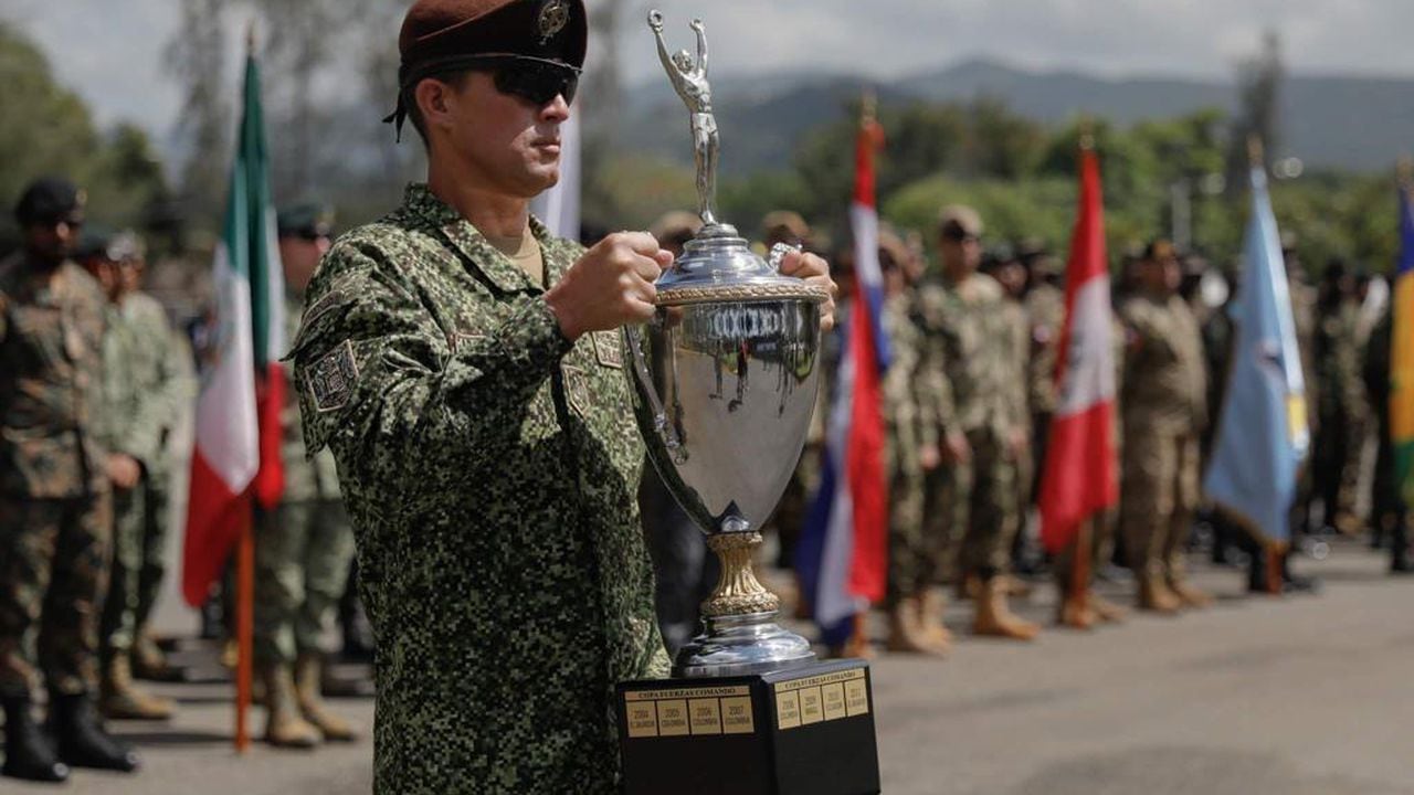 Las Fuerzas Militares de Colombia ocuparon el primer lugar de las competencias Fuerza Comando que se desarrollaron en República Dominicana.