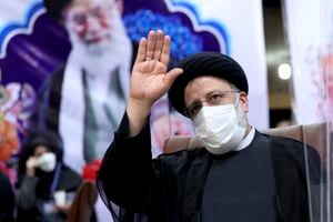 Ebrahim Raisi se posesionó como nuevo presidente de Irán