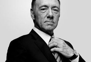 6) Kevin Spacey tiene ingresos anuales por el orden de los US$16 millones.