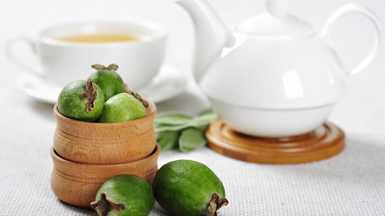 El té de guayaba es beneficioso para el intestino.