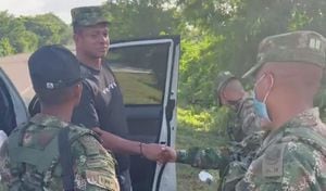El ex futbolista agradeció al Ejército Nacional de Colombia por su labor