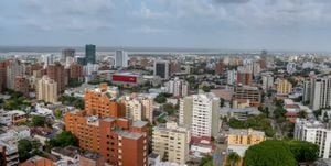 Menor se lanzó desde el cuarto piso de un centro comercial, al norte de Barranquilla.