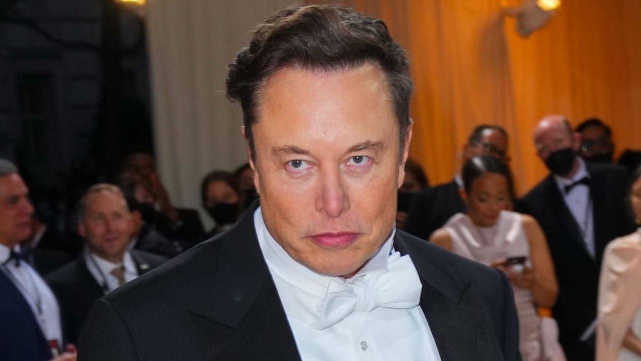 Elon Musk había dicho en días pasados que debía recortar trabajos de tiempo completo en un 10 %