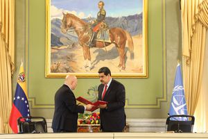 El Fiscal de la Corte Penal Internacional, Karim Khan firmó una carta de entendimiento con Nicolás Maduro, para facilitar la cooperación y la asistencia mutua.
