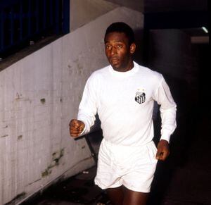 Pelé jugó casi 20 años en Santos, donde lo consideran su ídolo máximo