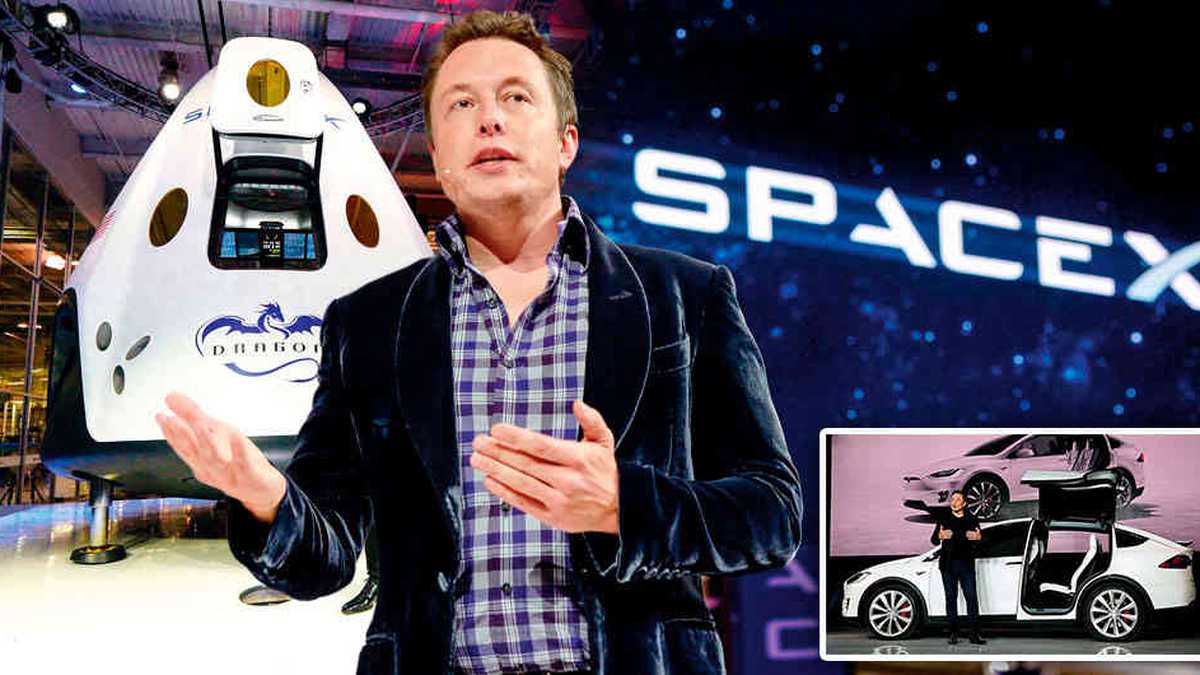 Como físico, Elon Musk supervisa el diseño y desarrollo de los cohetes de su compañía. Espera llegar a la Luna en 2024 y a Marte en 2030. Abajo, uno de los autos eléctricos Tesla que produce.