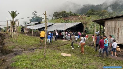 Confrontaciones de grupos armados en Barbacoas y Ricaurte, Nariño, ya dejan más de 2 mil desplazados.