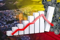 Economy chart: down arrow, Colombian flag, new 10,000 pesos coins and Bogota city
