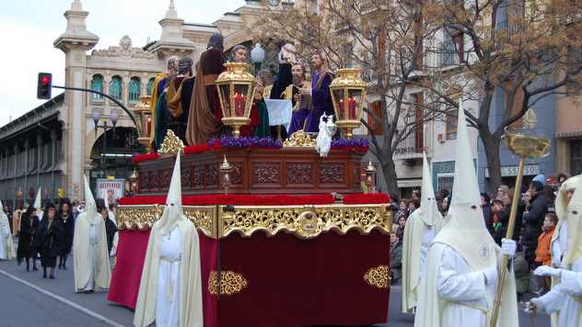 Celebración de Semana Santa en Aragón, España.